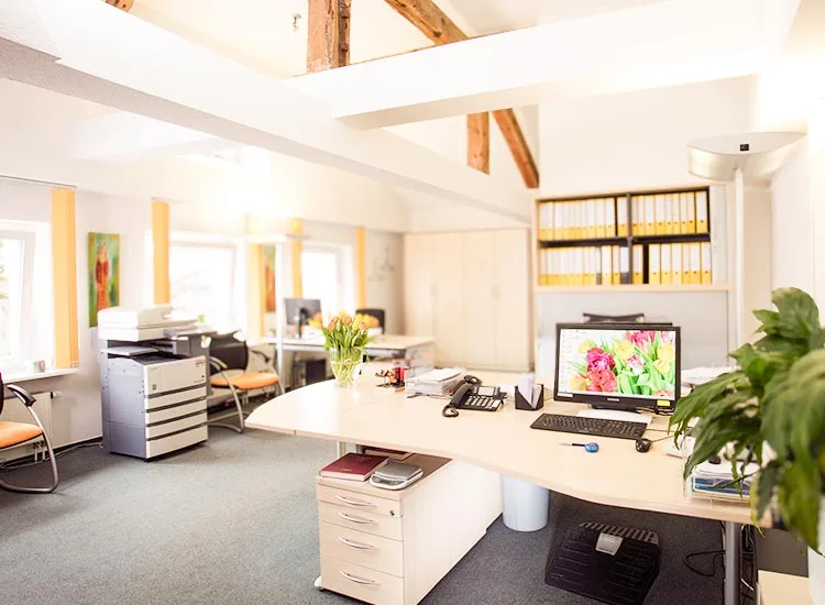 Blick in die Räume der Steuerberatungskanzlei Andrea Bakszas in Celle